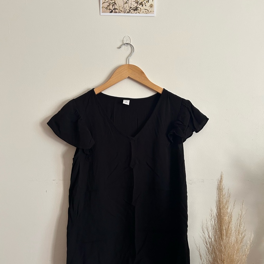 Old Navy Black Ruffle Sleeve Blouse